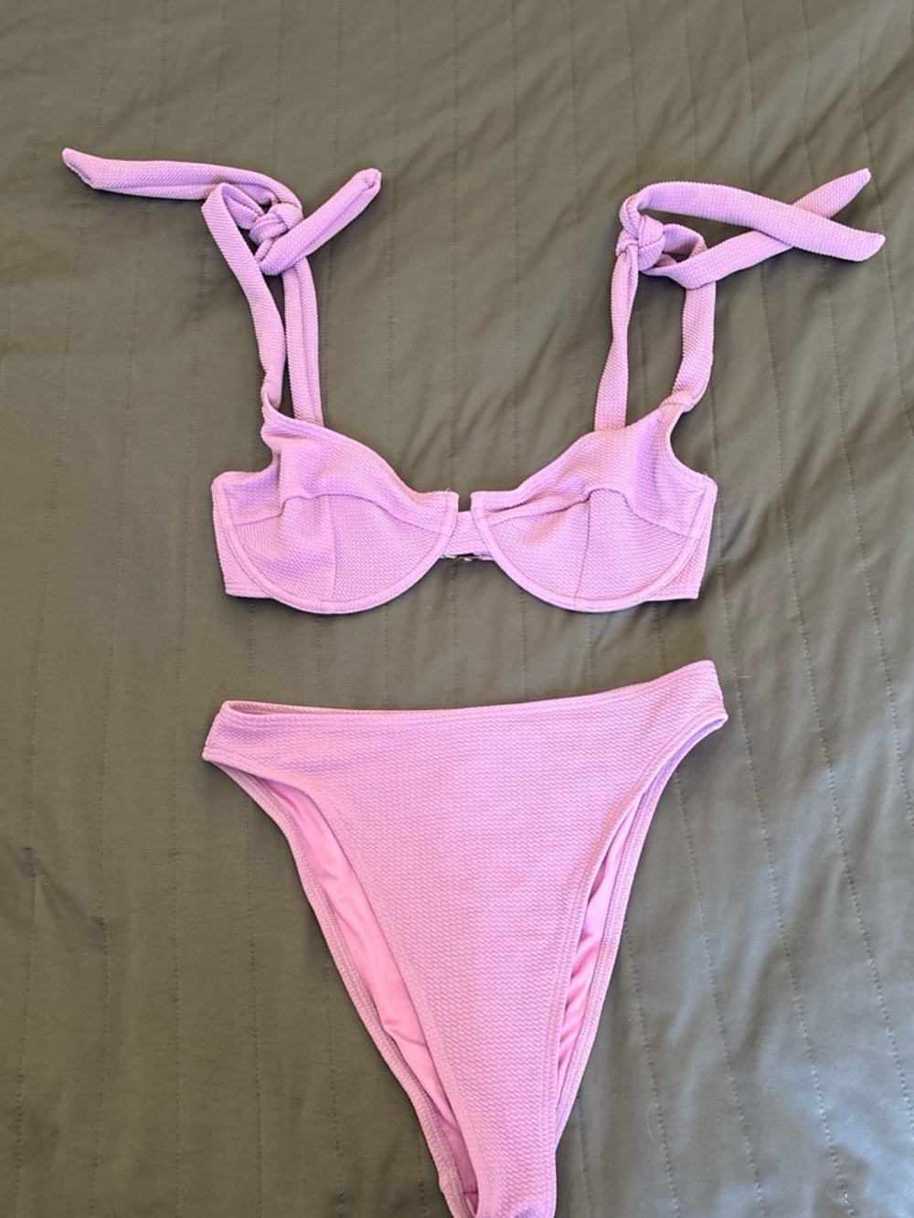 Women’s lavender Tie-Shoulder Bikini Set